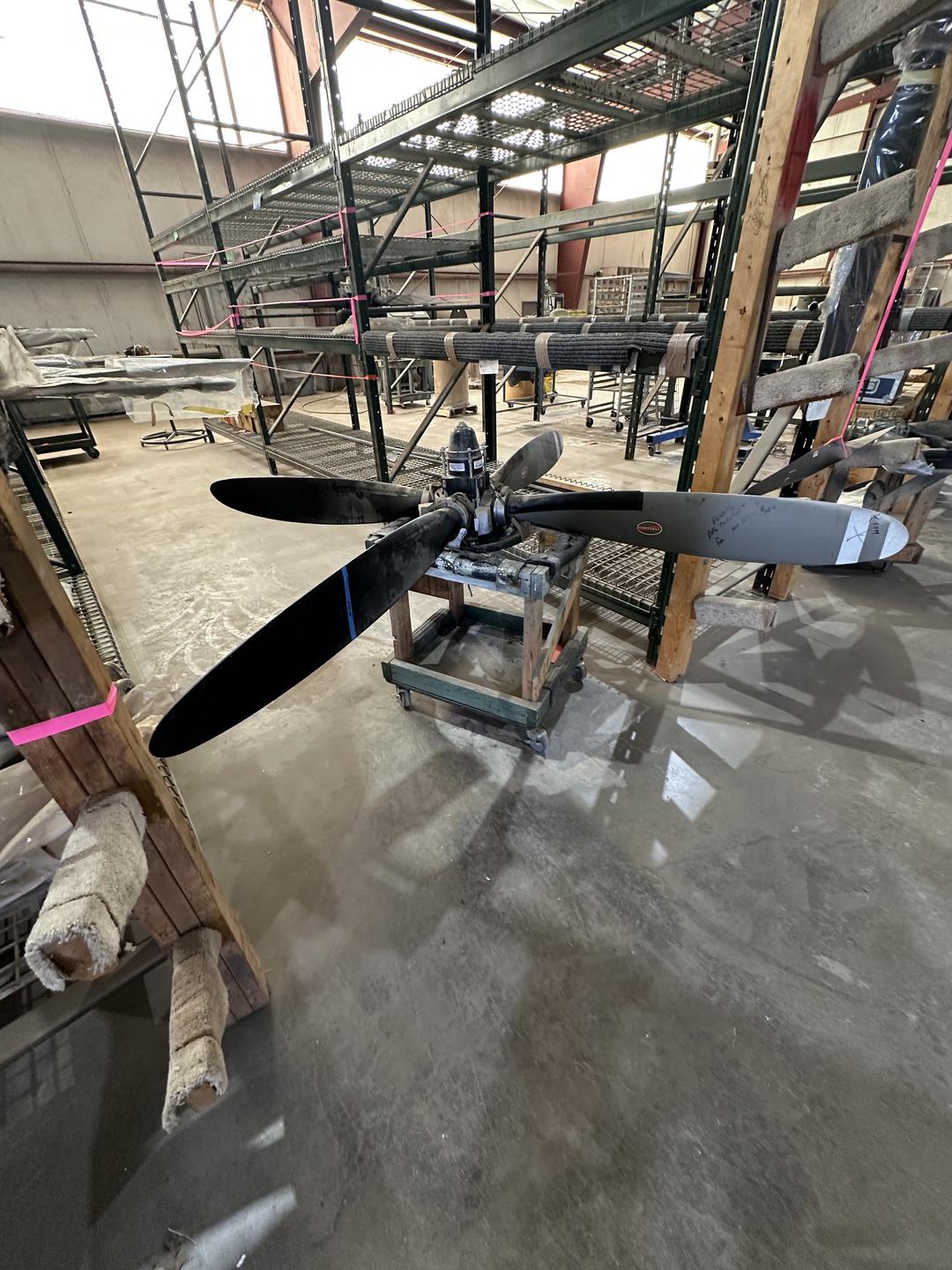 Aircraft propellers in DV Aviation service center